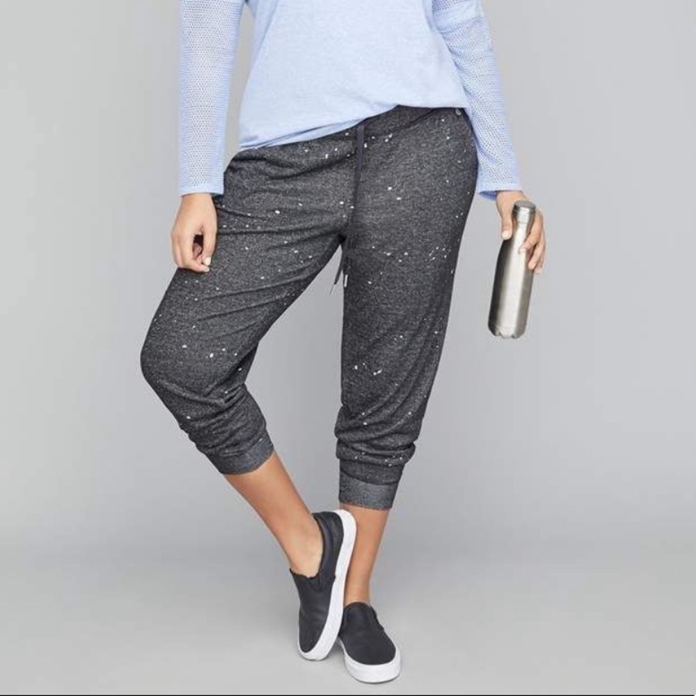 Livi Active Splatter Cropped Joggers SZ 14/16 EUC